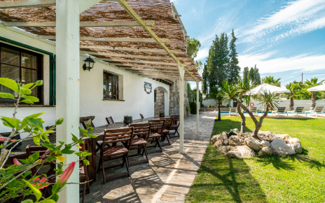 Shaded oudoor area next to dining room